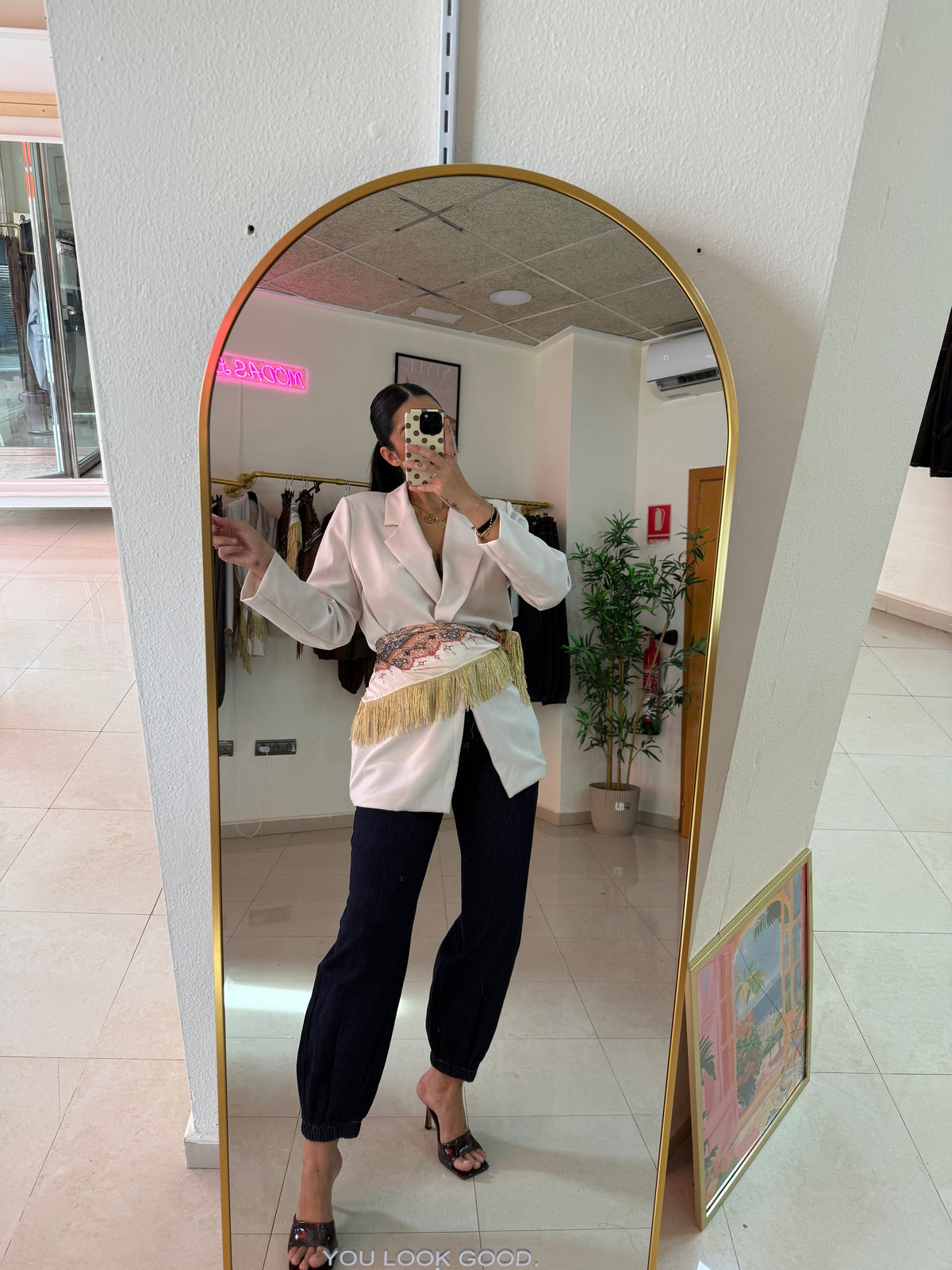 Blazer oversice beis